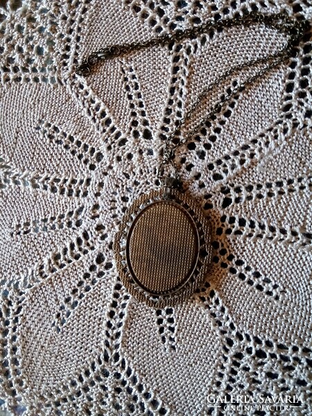 Arnykep patterned tugobelin necklace