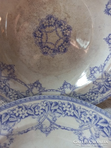 Beautiful earthenware deep plates in a pair - festoon