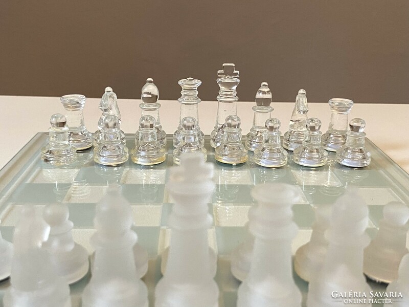 Glass flat chess set 25 x 25 cm