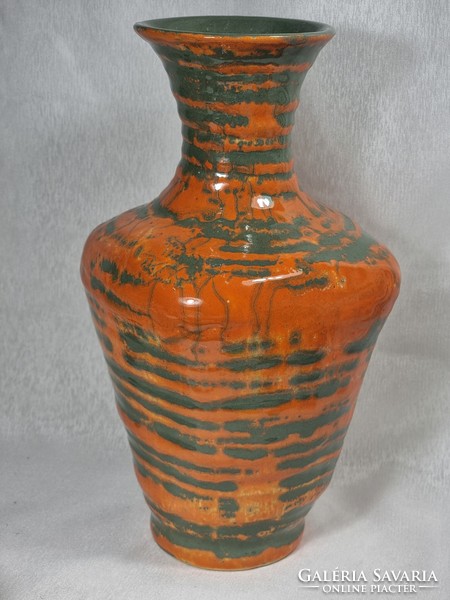 Based on Géza Gorka's design, ceramic vase/manufactured by an industrial arts company, second half of the 20th century