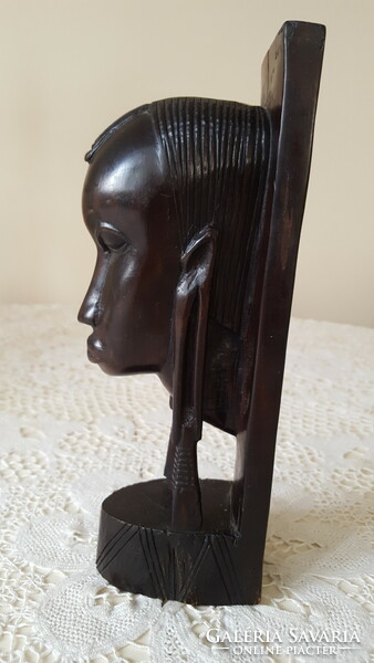 Afrikai vasfából faragott női fej