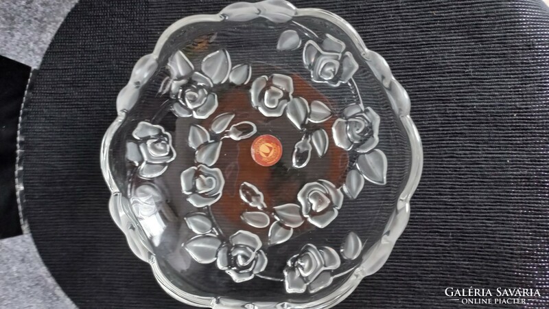 Retro, Waltherglas német kristályüveg tál/kínáló, domború maratott rózsamintával, 4,5 X  18 cm, 490g