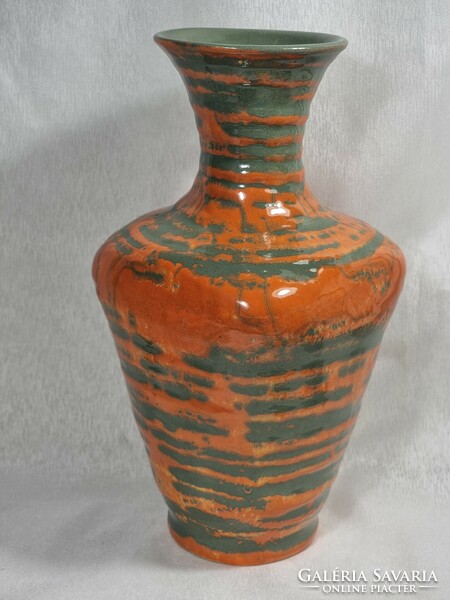 Gorka Géza terve alapján,kerámia váza/Iparművészeti vállalat gyártásában készült,XX.szd második fele