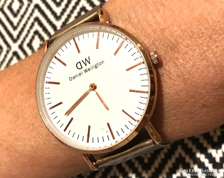 Daniel wellington flawless dial large jewelry watch! New element with no mom park area