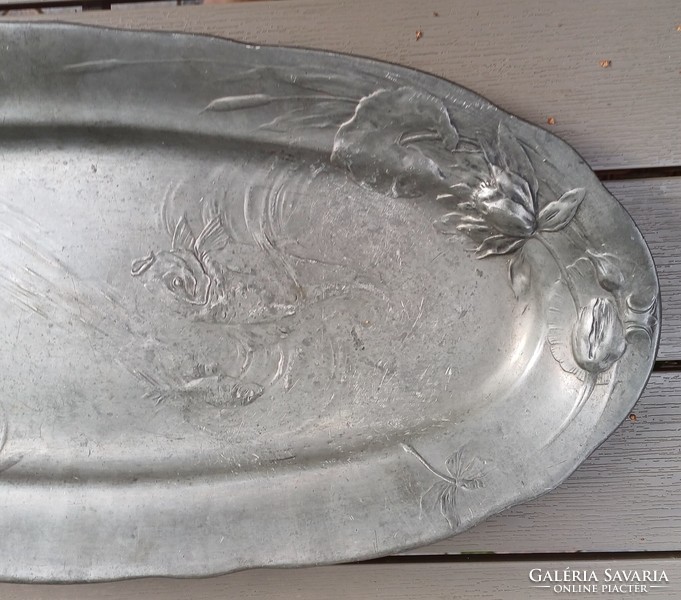 Art Nouveau special leaf rare pewter table centerpiece marked with fish wood.