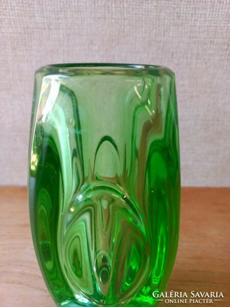 Retro cseh üveg váza. Sklo Union. Ritka zöld szín
