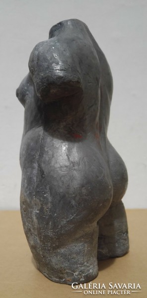 Female nude torso