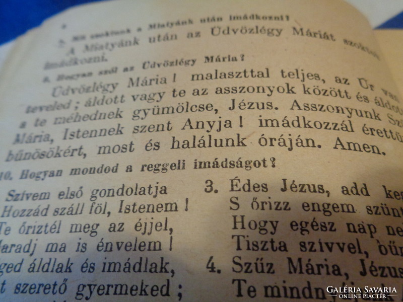 Római  katulikus elemi katekizmus  a  Biblia elemeivel  , Szent István Társulat  1950.