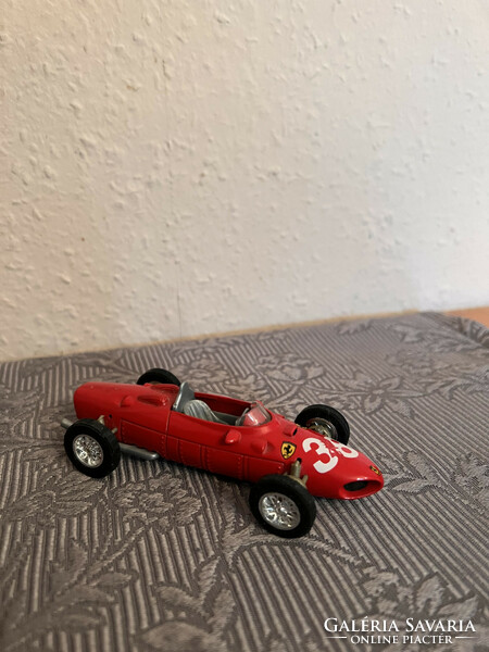 Ferrari 156 f1 1961 1:35 shell car