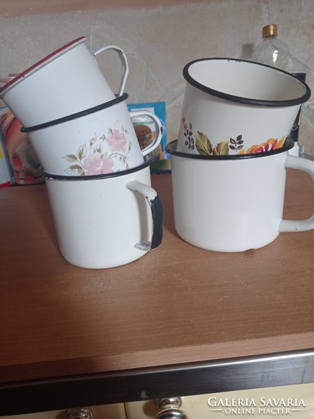 5 enameled mugs together, liter, half liter, 3 dl at a good price!!