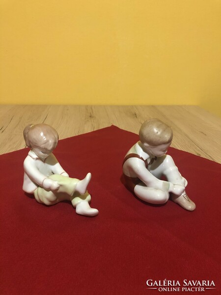 Aquincum porcelain children's figurines