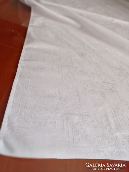 Modern pattern, white, damask tablecloth, 136 x 132 cm