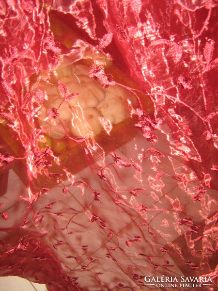 Csodaszép meggy-bordó vintage hímzett virágos organza függöny pár