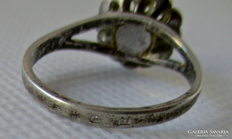 Beautiful old Hungarian daisy silver ring with sparkling marcasite