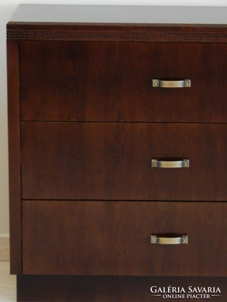 Art deco dresser with three drawers [h-15]