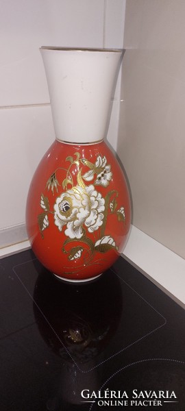 German porcelain bear-sized vase