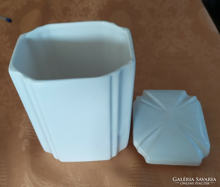 Ceramic pot for sale!