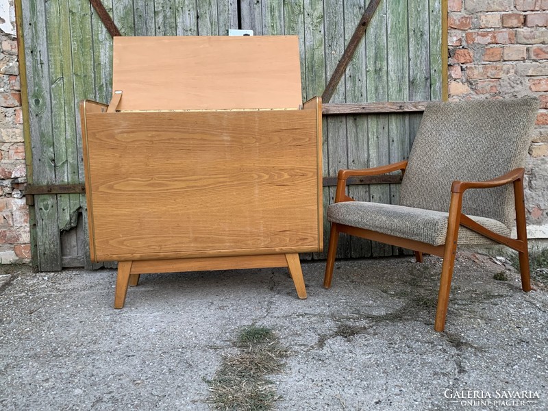 MID CENTURY RETRO SIDEBOARD KOMÓD CABINET RAKODÓ 1964 BOHUMIL LANDSMAN for JITONA U-372386