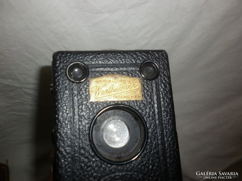 Antique zeiss icon box camera