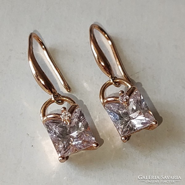 New crystal stone gold-plated earrings