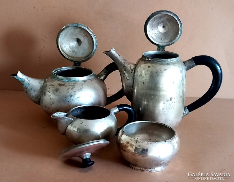 Art-deco tea set negotiable.