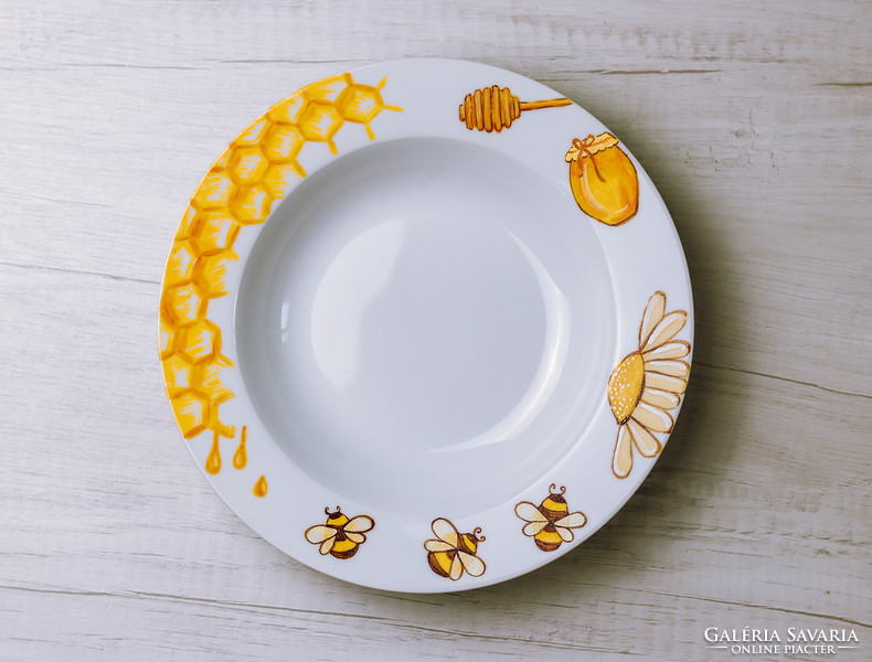 Bee knife painted plate
