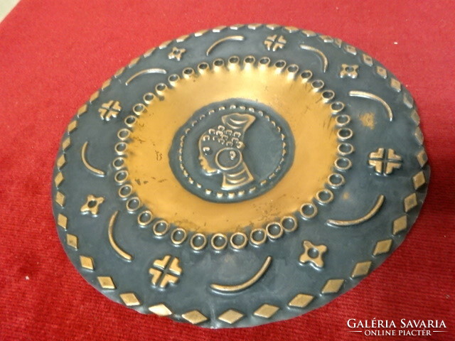 Copper African plate, hand shaped, diameter 21 cm. Jokai.