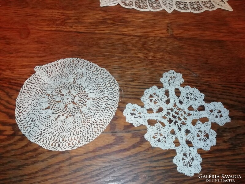 Anti vert lace tablecloth 2 pcs 14 cm x 14 cm, 14 cm x 14 cm