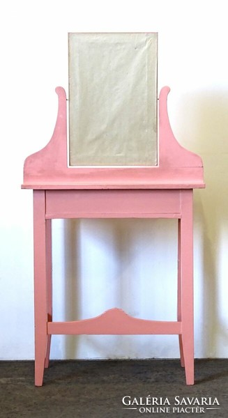0O651 old pink dressing table