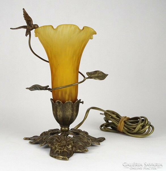 1P072 Gyönyörű kolibris réz asztali lámpa sárg fújt üveg burával 23 cm