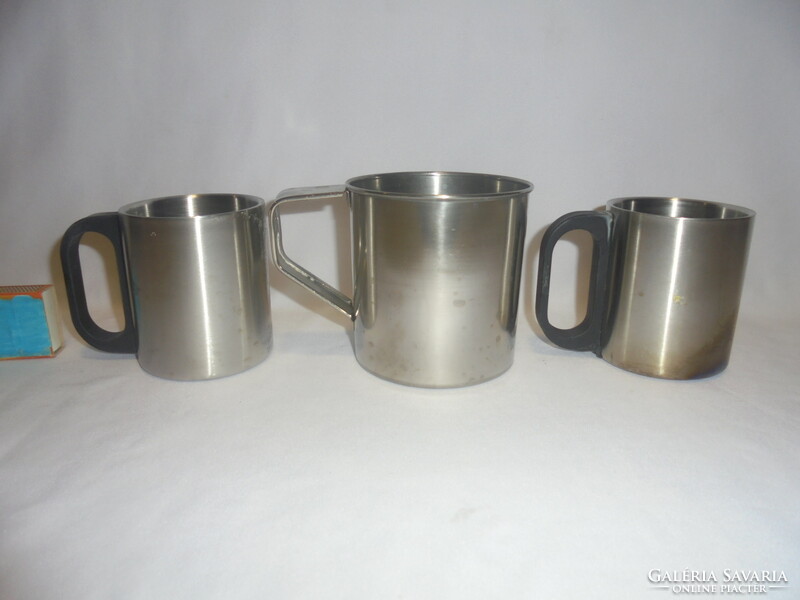 Három darab fém, rozsdamentes acél teás bögre, csésze - együtt