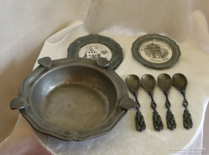 Tin marked set ashtray-2 wall murals-4 decorative spoons beautiful pieces