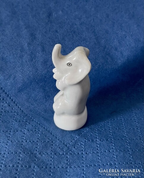 Herend elephant mini