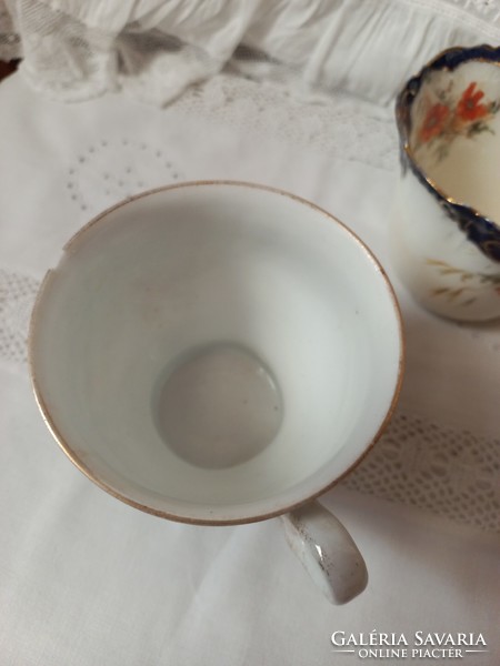 2 porcelain collector's cups