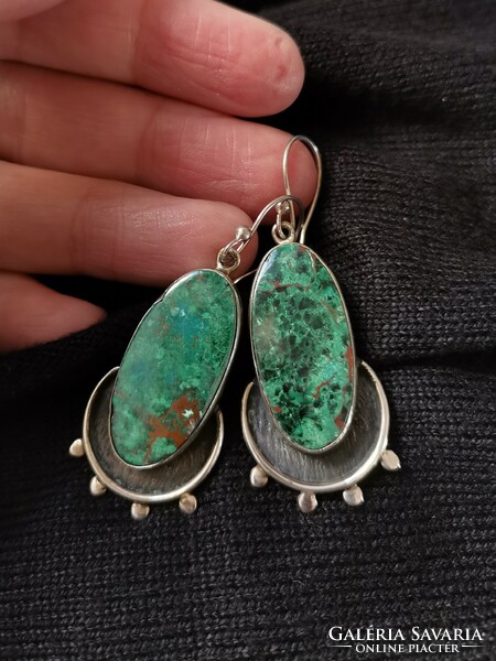 Huge silver earrings with a fabulous green stone