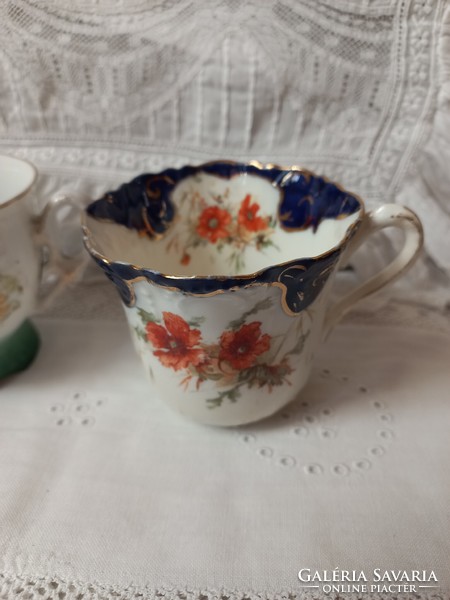 2 porcelain collector's cups