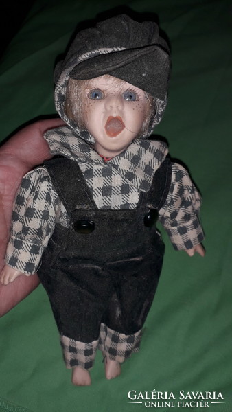 Old porcelain character doll artist doll yawning boy 20 cm according to the pictures