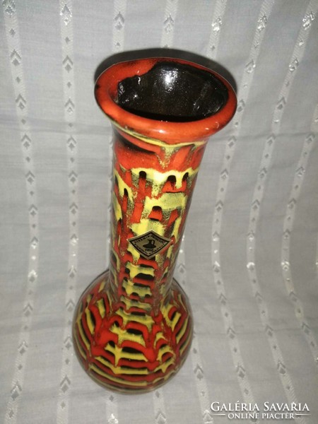 Iparművész, 30 cm-es kerámia váza (A3)