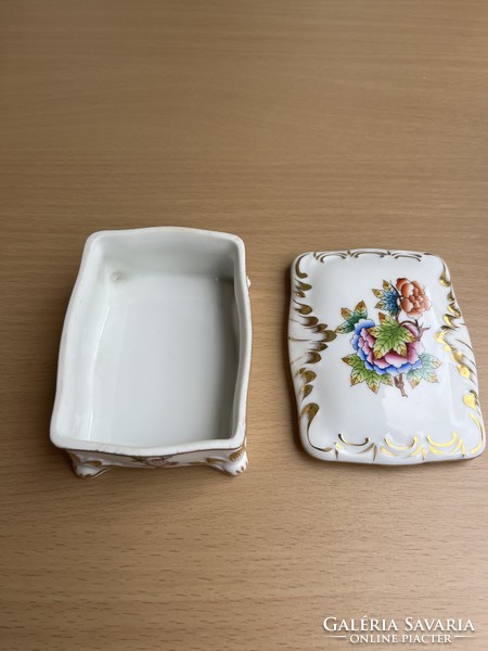 Herendi Viktória Mintás Dúsan Aranyozott Lábas Porcelán Bonbonier A57