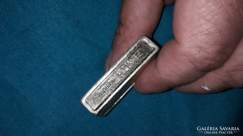 Old zenith - Japanese - lighter with gilded metal casing as shown in the pictures