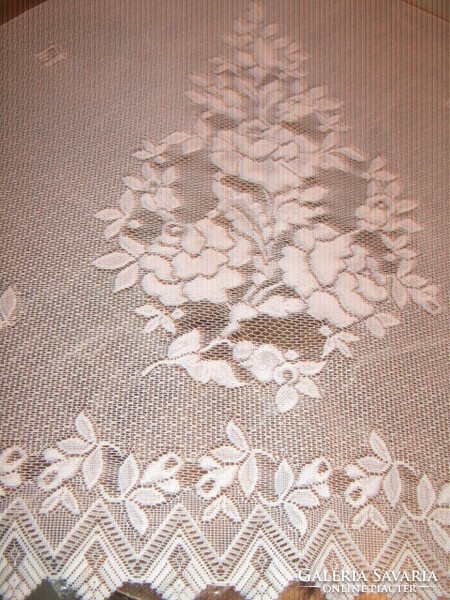 Wonderful vintage style rose curtain