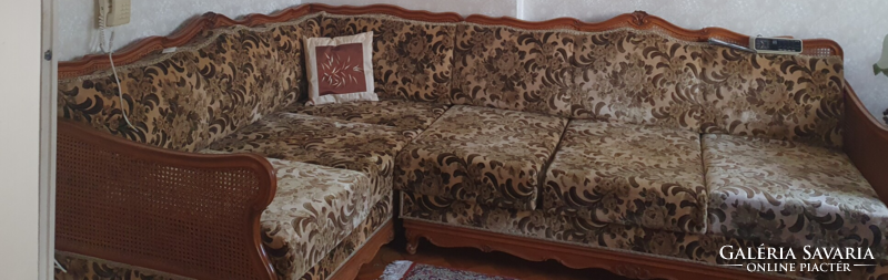 Neo-baroque bedroom gariture