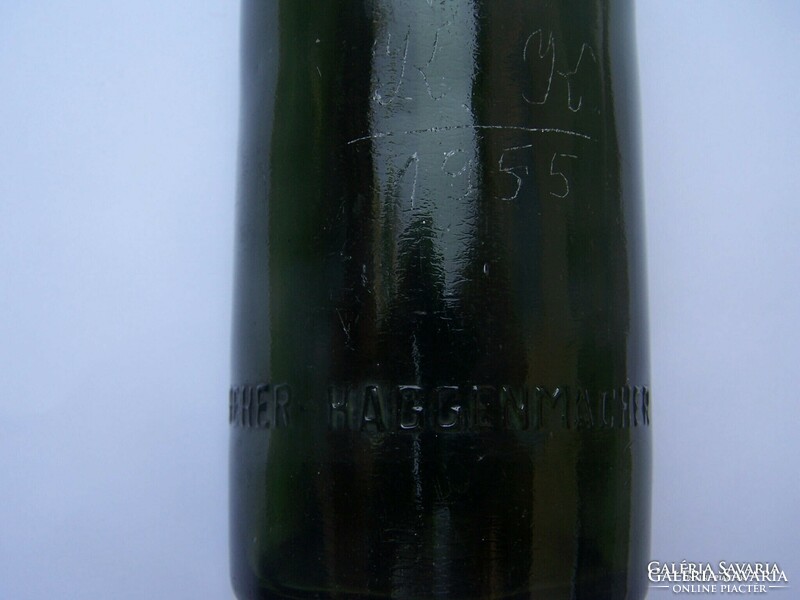 Drecher_haggenmacher beer bottle scratched k.K. 1955 with monogram m. 27 cm