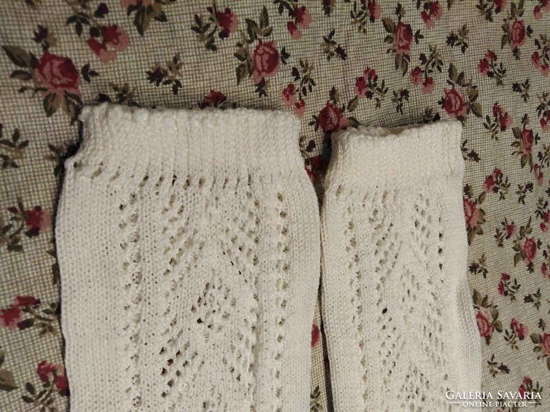Hófehér női zokni - romantikus jelleggel / 80-as évekből