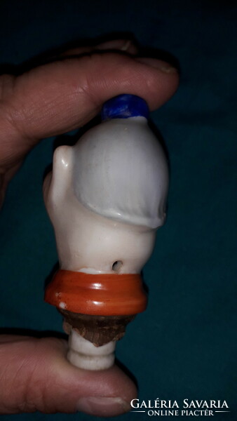 Old porcelain figural bottle cap / bottle stopper - stan laurel - stan and pan as shown in the pictures
