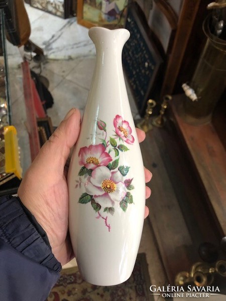 Aquincumi retró kecses váza porcelánból, 21 cm-es.