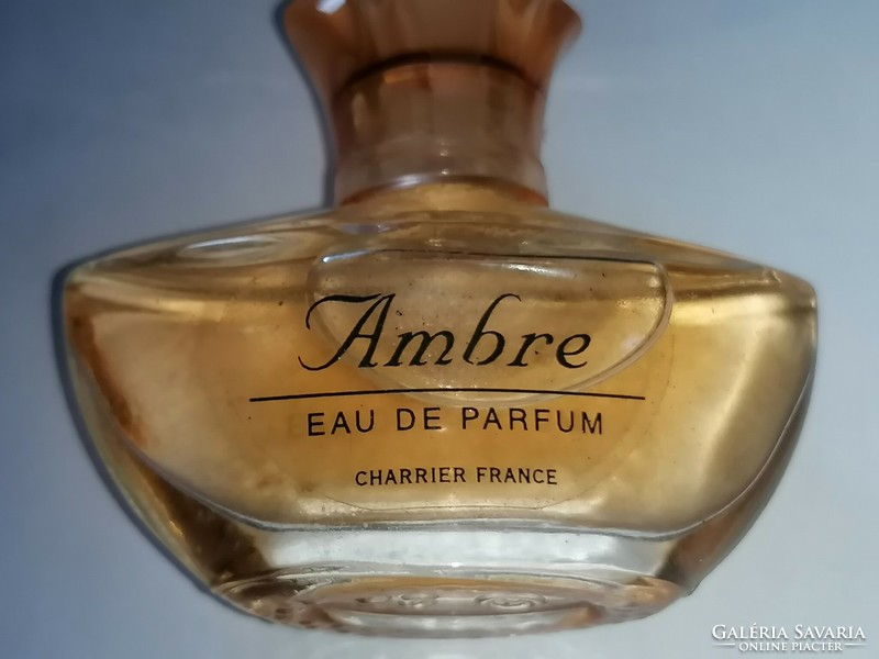 Nagyon ritka, vintage AMBRE Eau de Parfum a Charrier France-tól  Mini 5 ml, tele van 509.
