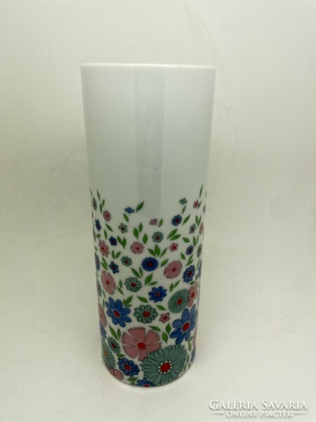 Német Kaiser porcelán váza Franciska virágmintás 21cm