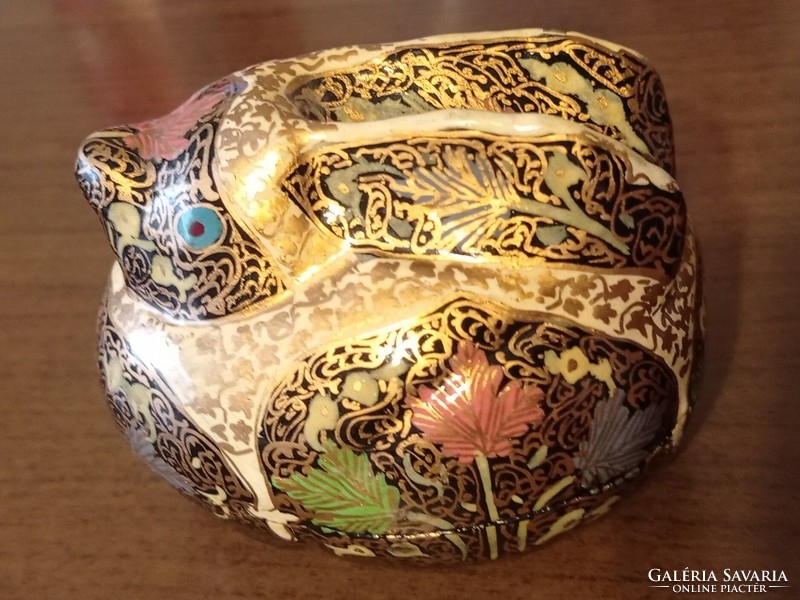 Kashmir paper hand painted rabbit egg holder