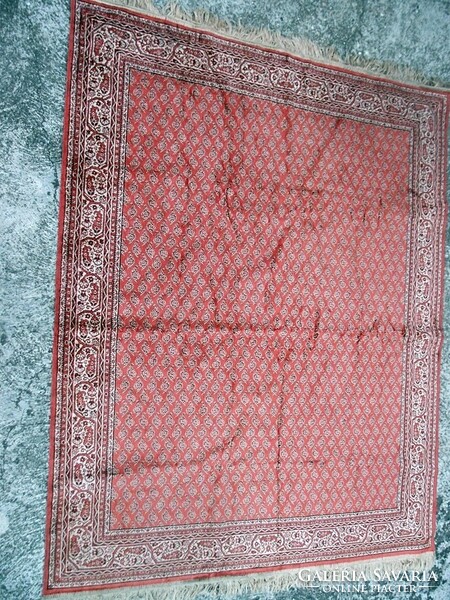 Vintage szőnyeg - falikárpit 170  cm x 138 cm